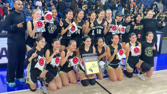 Canyon (Anaheim) girls basketball18